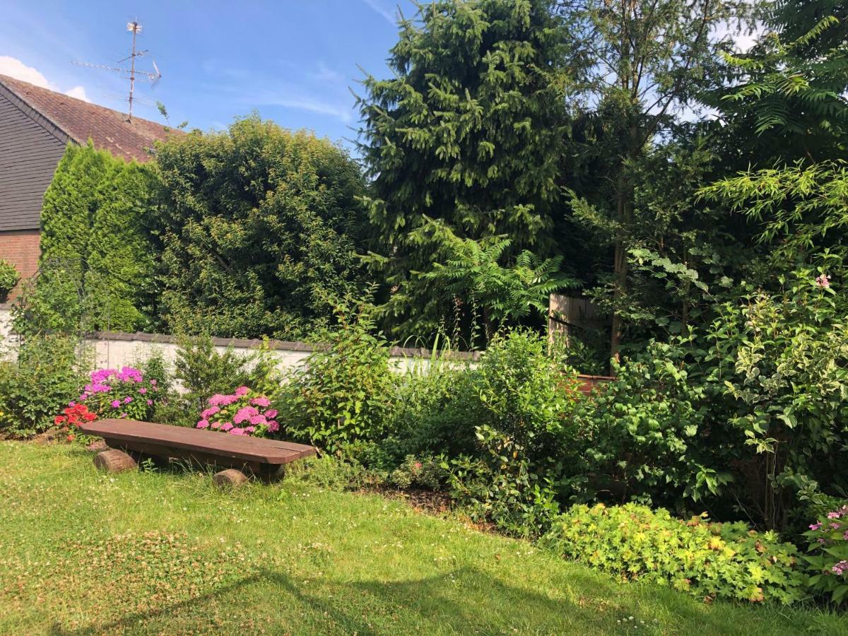 Gaestezimmer Mueller Neuss Extérieur photo